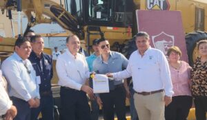 Adquiere Ahome nueva motoniveladora que ayudará a atender caminos y calles de las sindicaturas municipales