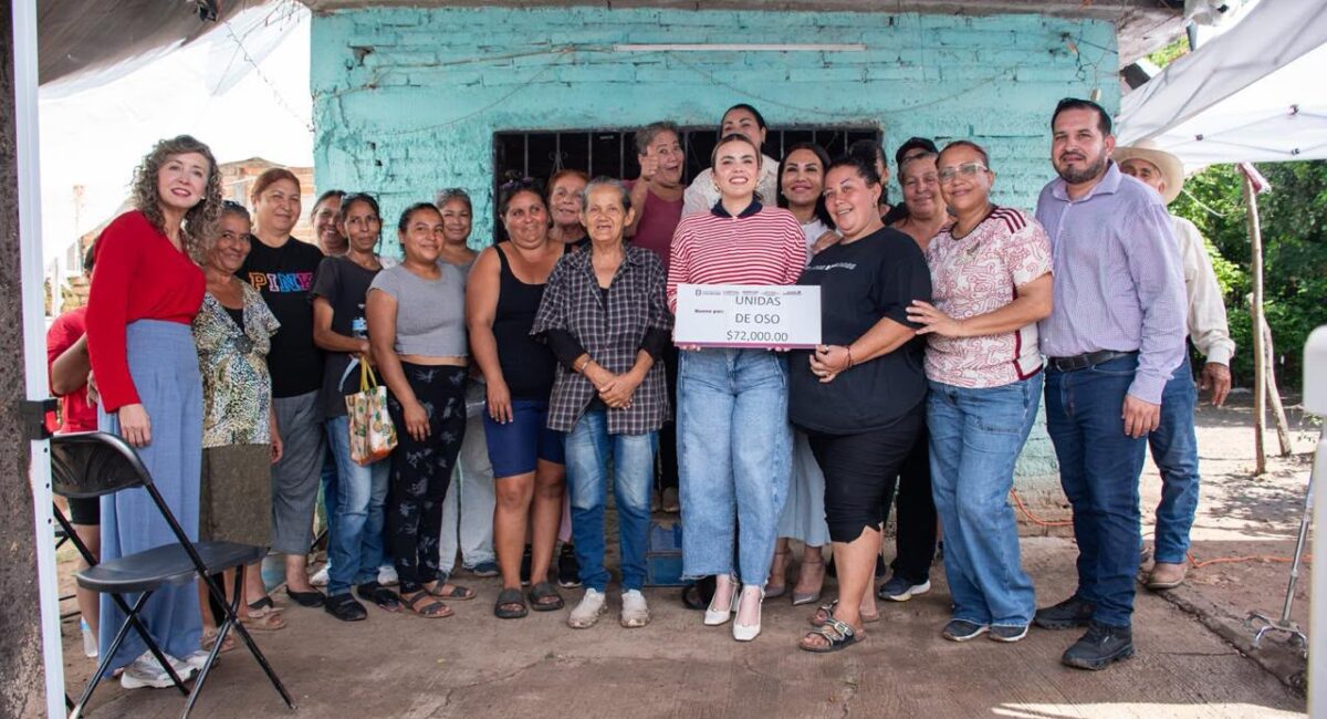 Alcaldesa Ana Miriam Ramos entrega apoyo de 72 mil pesos a mujeres emprendedoras de Oso Viejo, Culiacán