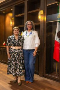 Gobernadora Graciela Domínguez recibe a alcaldesa de Guasave