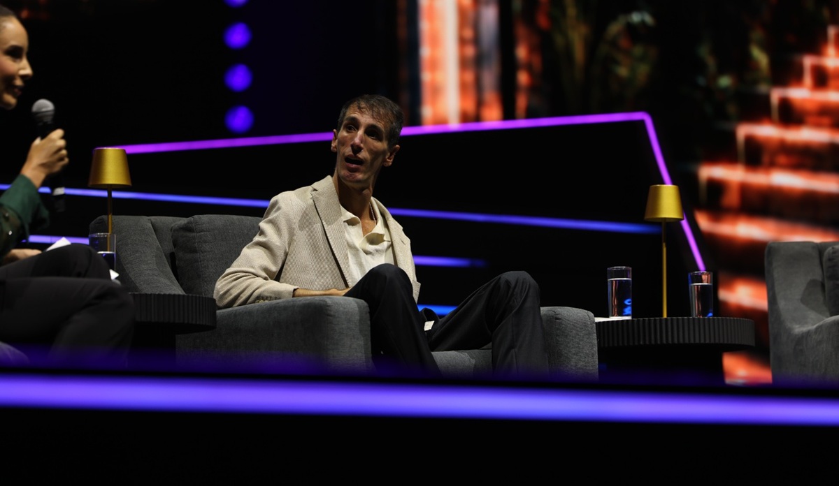Alex Roca en conferencia en México Siglo XXI de Fundación Telmex-Telcel
