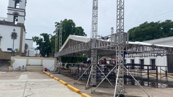 Pese a pronóstico de lluvias, alistan todo para evento del Grito de Independencia en Guasave, Sinaloa