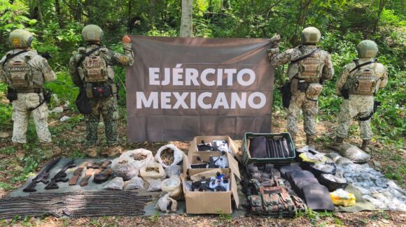 Ejército asegura drones y arsenal en Concordia, Sinaloa