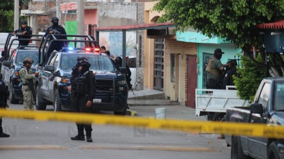 Asesinan a balazos a un hombre dentro de un domicilio en la colonia Luis Echeverría en Mazatlán, Sinaloa