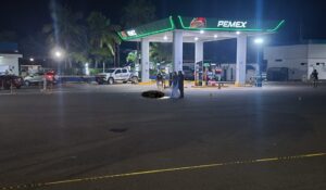 Ejecutan a balazos a un hombre en una gasolinera en Villa Unión, Sinaloa