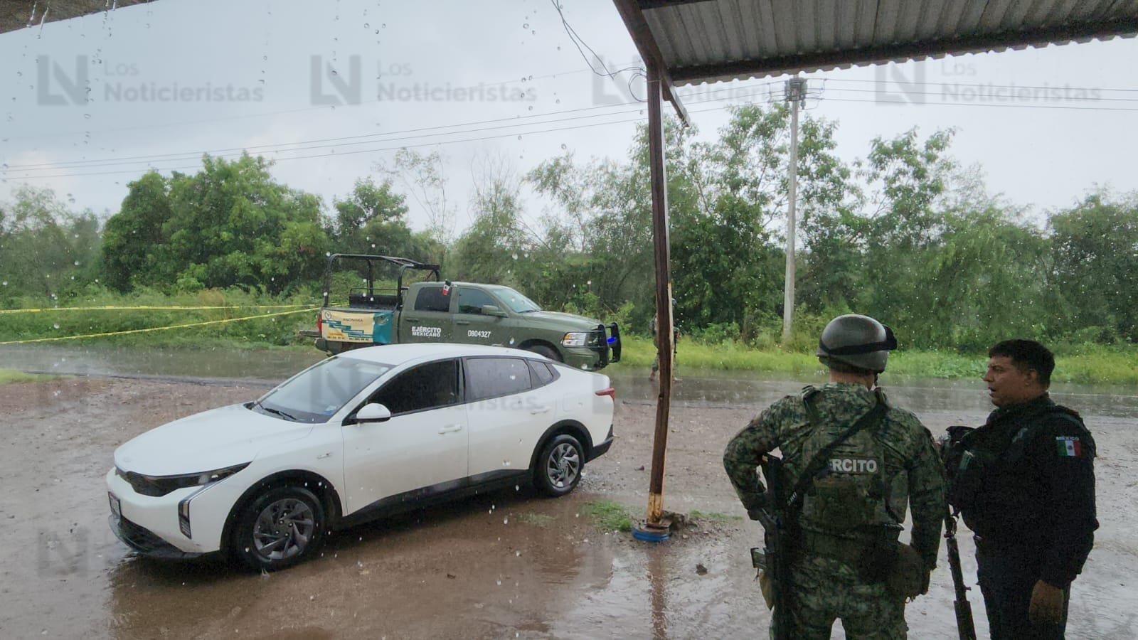 Asesinan a balazos a mujer en casa a orillas de carretera hacia Tepuche, Culiacán