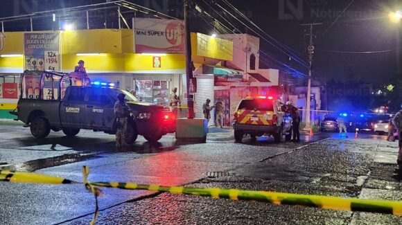Asesinan a joven dentro de mini súper en el sector Cañadas de Culiacán, Sinaloa