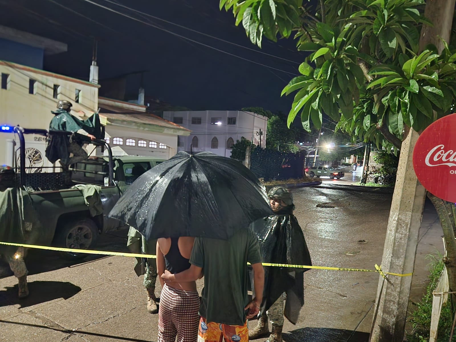 Personal del Ejército resguardan área de crimen