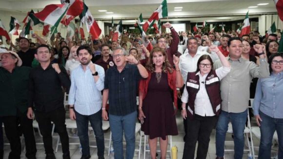 Morena reúne a Imelda Castro, Tere Guerra, Omar López y Rodolfo Valenzuela para presenciar el 2do informe de Sheinbaum
