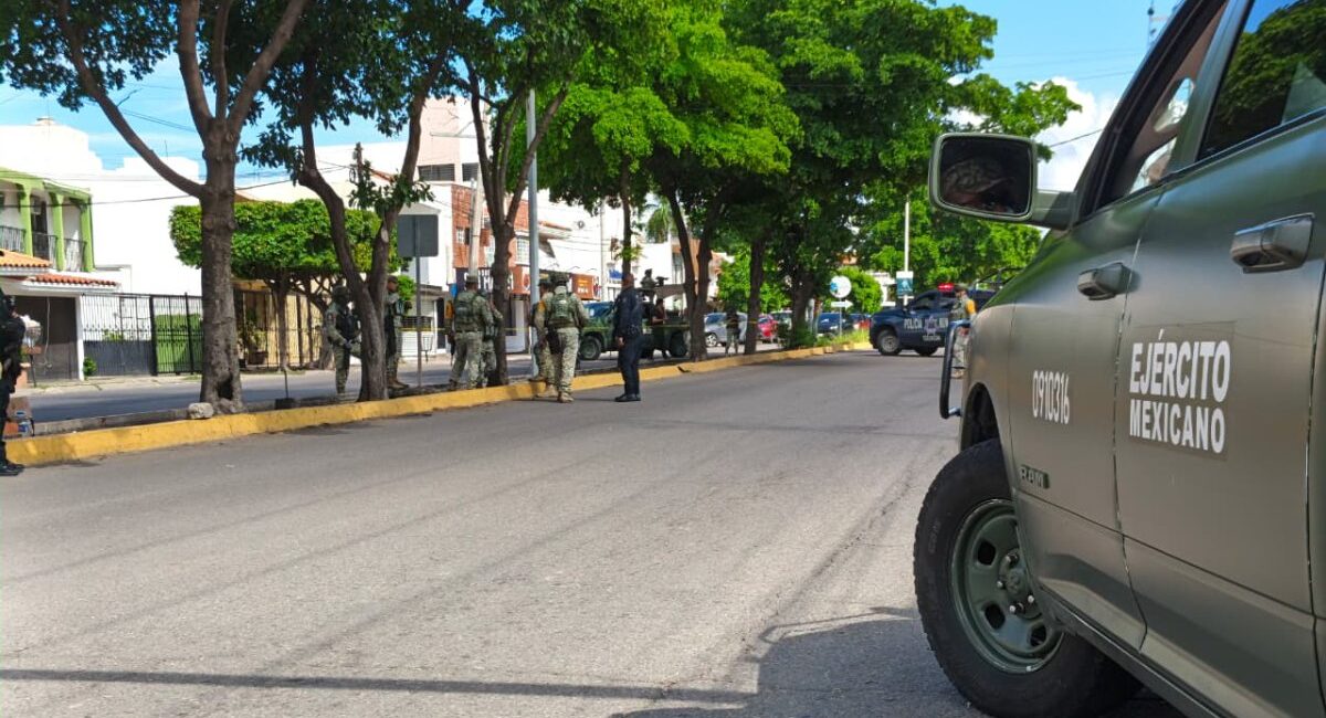 Atacan a balazos a limpiavidrios en la Ignacio Allende de Culiacán, Sinaloa, y resulta herido