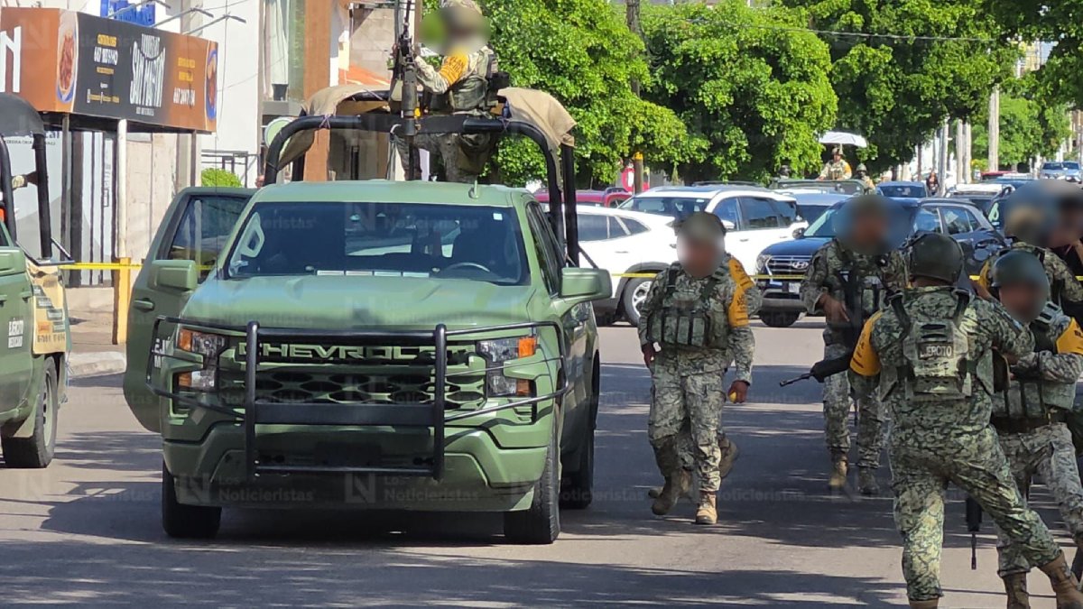 atacan a balazos a limpiavidrios en la ignacio allende de culiacan camioneta