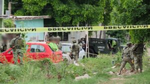 atacan a balazos a mecanico en la lazaro cardenas de culiacan sina