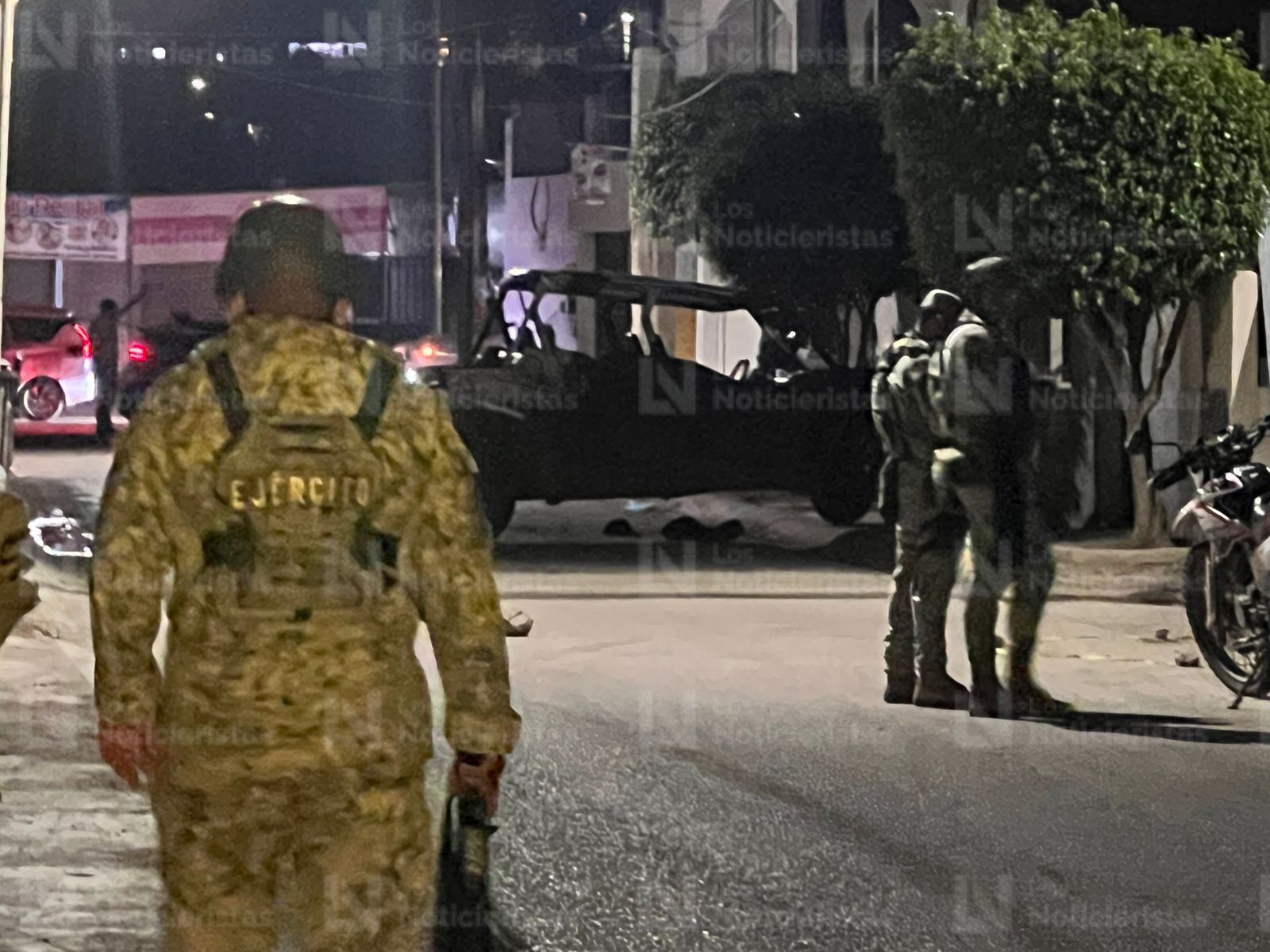 Ataque armado deja dos lesionados en Los Lirios, Culiacán