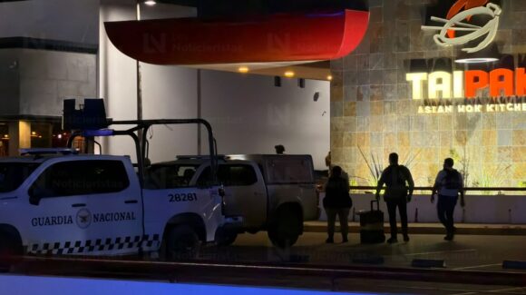 Hay un muerto y varios heridos en ataque armado al interior de restaurante de Tres Ríos, en Culiacán, Sinaloa