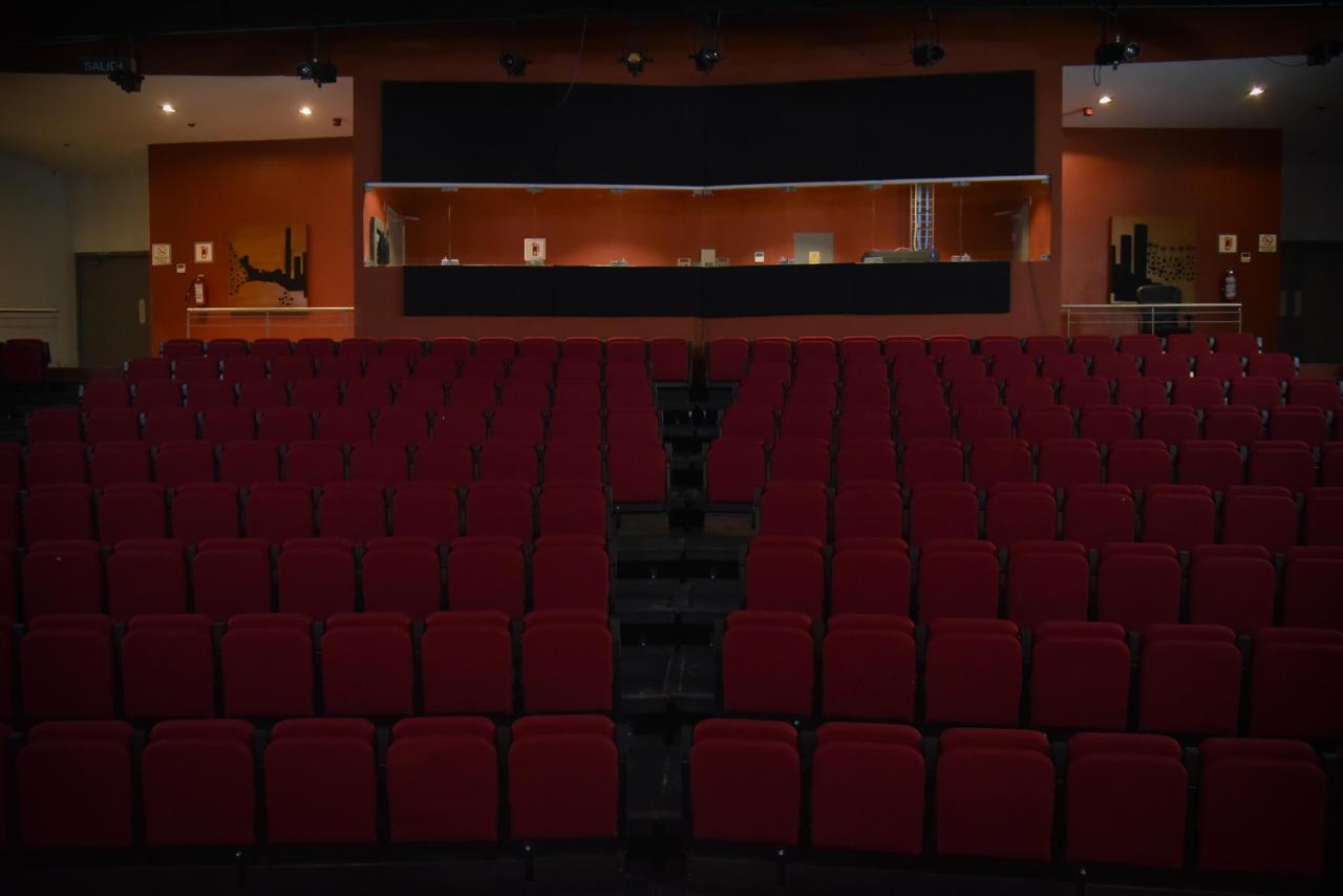 Autoridades de Ahome recorren Teatro Ingenio para verificar instalaciones