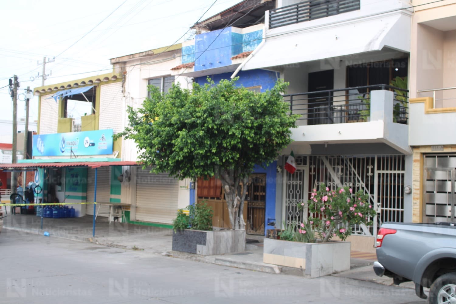 Balean vivienda en la colonia Juárez, en Mazatlán
