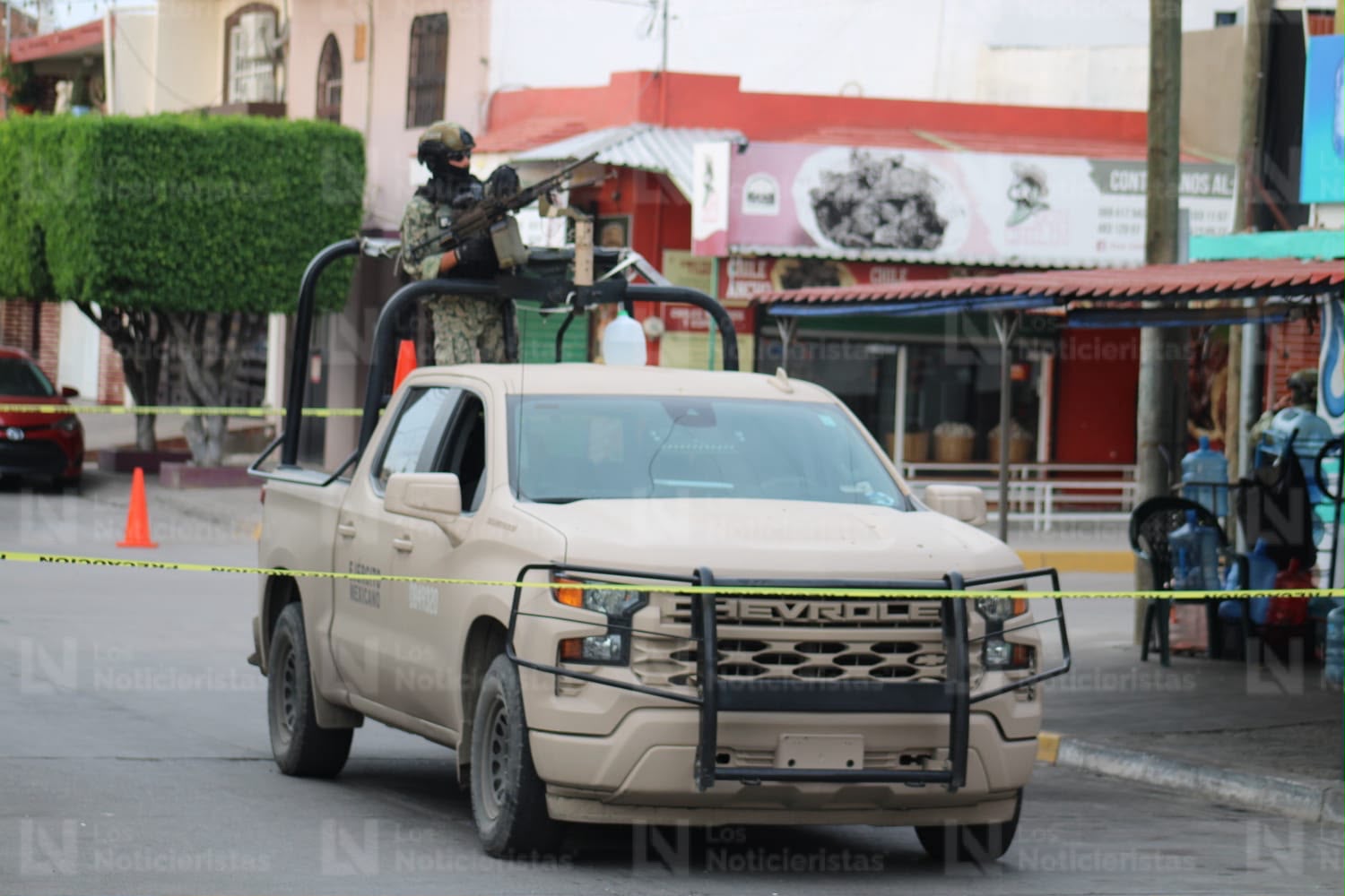 Balean vivienda en la colonia Juárez, en Mazatlán