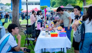La FEUAS lleva el espíritu de las Fiestas Patrias a los jardines de Ciudad Universitaria con su Bazar Mexicano