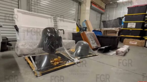 Cateo de FGR revela armas y documentos reservados en bodega ligada a huachicol fiscal