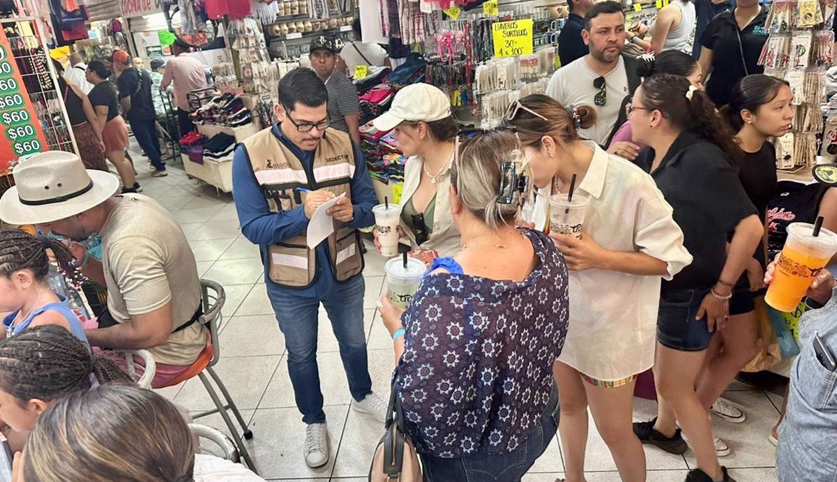 Buena afluencia de turismo durante el verano en Mazatlán