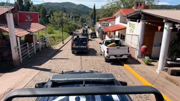 Cabalgata Surutato 2026 reúne a 8 mil personas y concluye sin incidentes en Badiraguato, Sinaloa