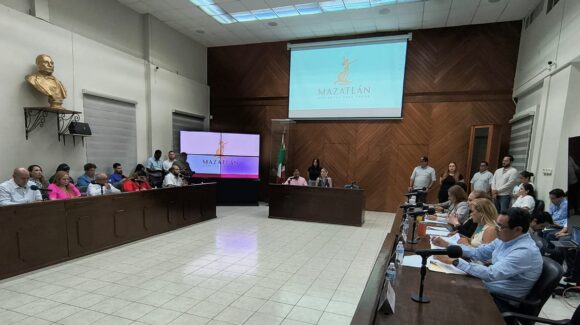 Cabildo de Mazatlán autoriza tres desarrollos y ampliación de horarios para venta de alcohol