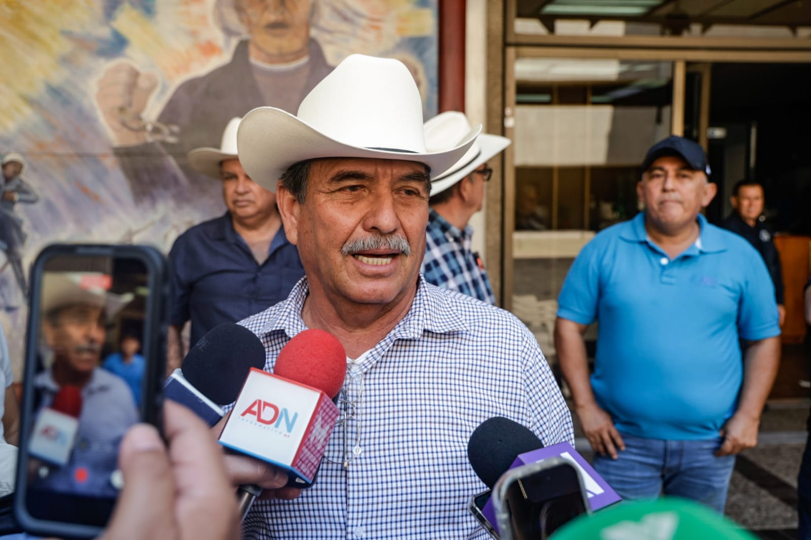 Campesinos Unidos busca reunión con Columba López durante su visita a Culiacán