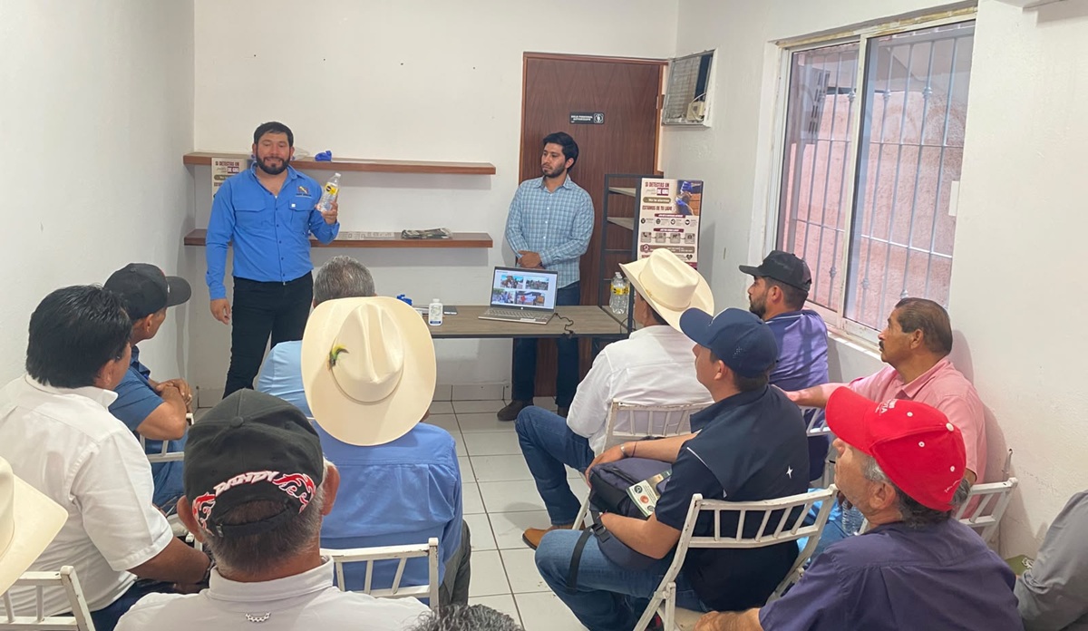 Capacitan a ganaderos de Guasave sobre el gusano barrenador