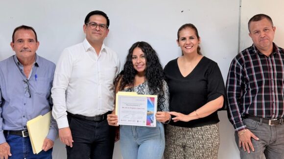 Mujeres pescadoras de El Jitzámuri, Ahome, Sinaloa, se capacitan para transformar productos del mar en nuevos negocios