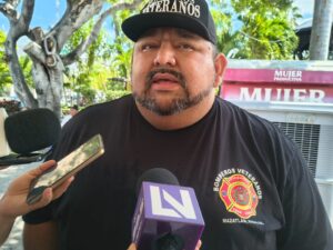 Fernando Leyva, capitán de la Bomberos Veteranos de Mazatlán