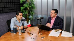 carlos escobar busca ir por morena en mazatlan