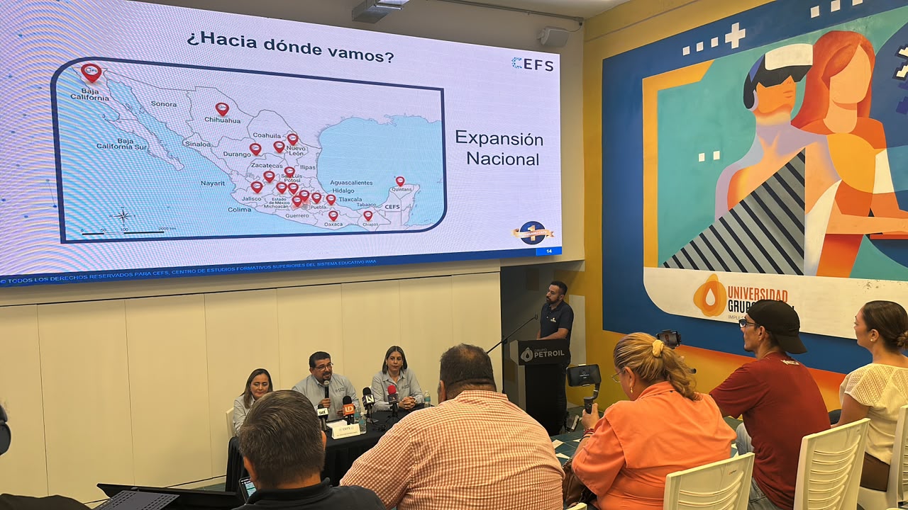 Centro de Estudios Formativos Superiores en Mazatlán cumple su primer aniversario