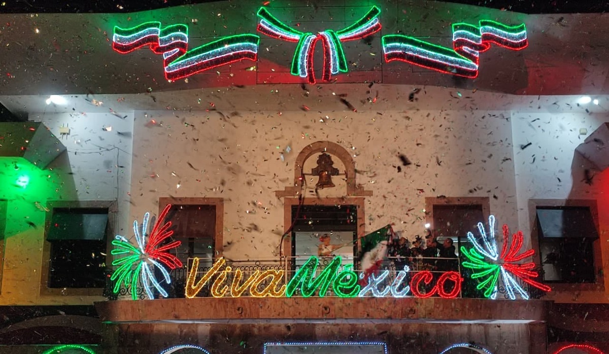 Ceremonia del Grito de Independencia en Mazatlán