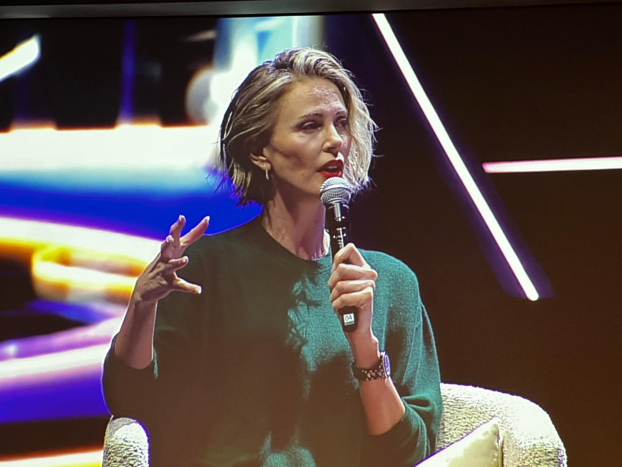 Charlize Theron en México Siglo XXI en CDMX