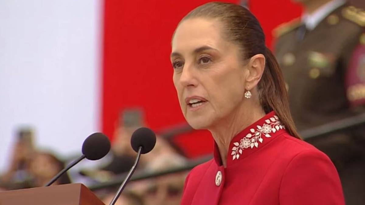 Sheinbaum llama a las Fuerzas Armadas a defender la soberanía en desfile del 16 de septiembre