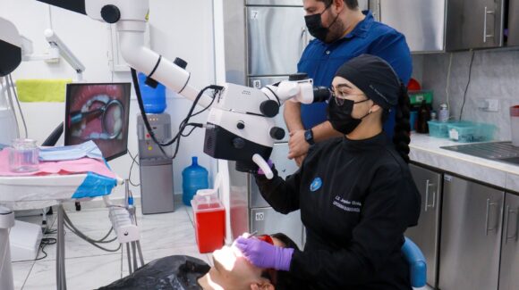 La clínica de endodoncia de la UAS abre sus puertas a toda la población para cuidar y preservar la salud bucal