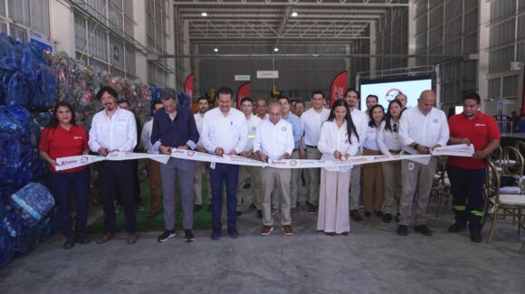 La Industria Mexicana de Coca-Cola agradece a México por 100 años de historia compartida y reafirma su compromiso con el país