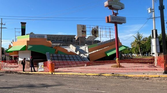 ¿Cómo llegó a particulares? Predio del bulevar Central donde socavón se ‘tragó’ a negocio de pollos era bien municipal en Guasave, Sinaloa
