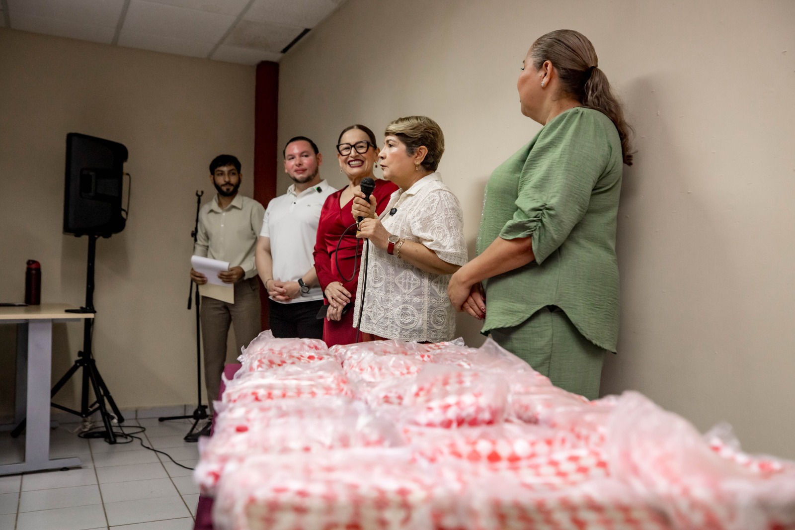 Comedor Móvil del IMJU Guasave llega a la UAdeO