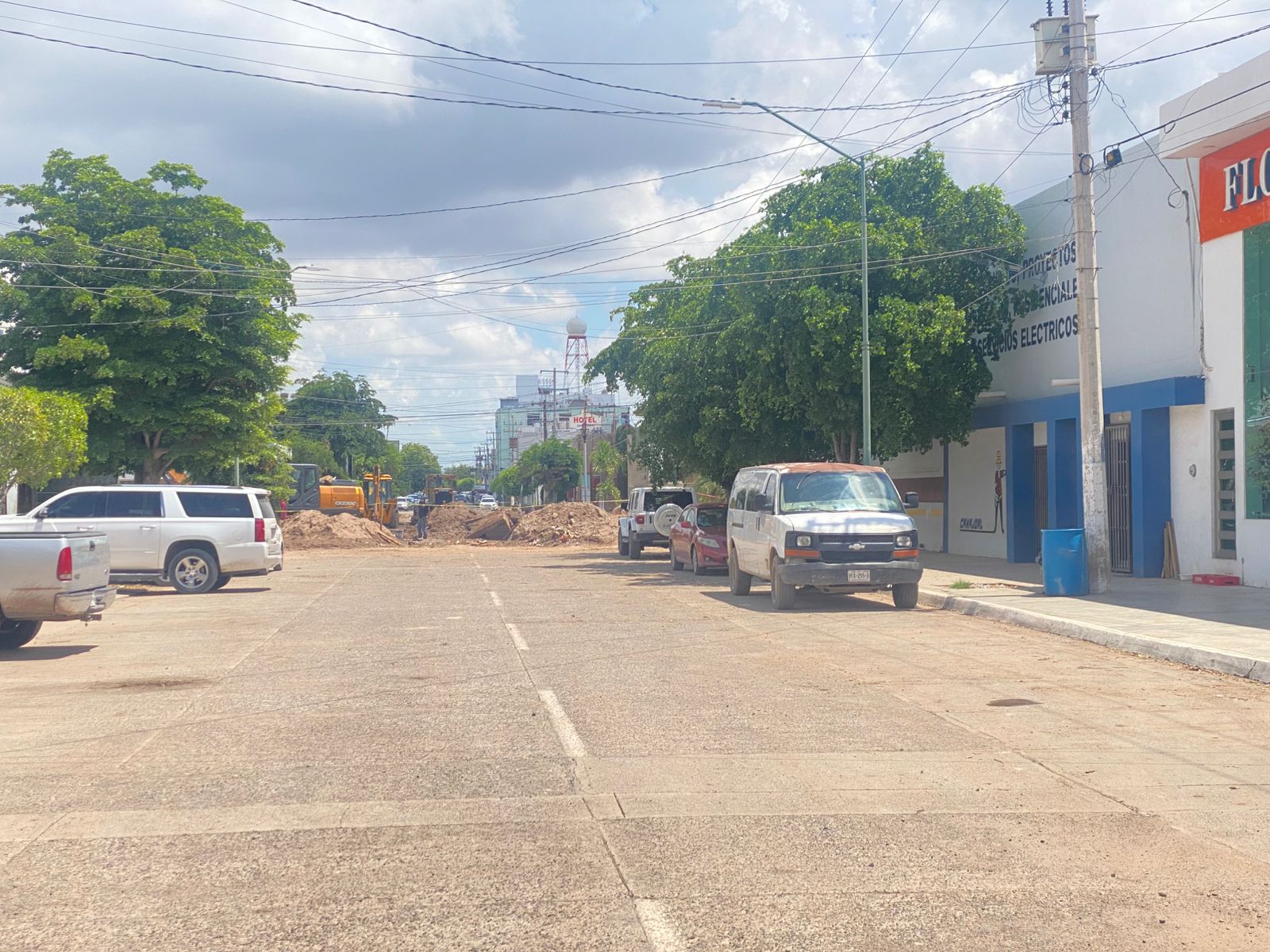 Socavón del bulevar Central de Guasave