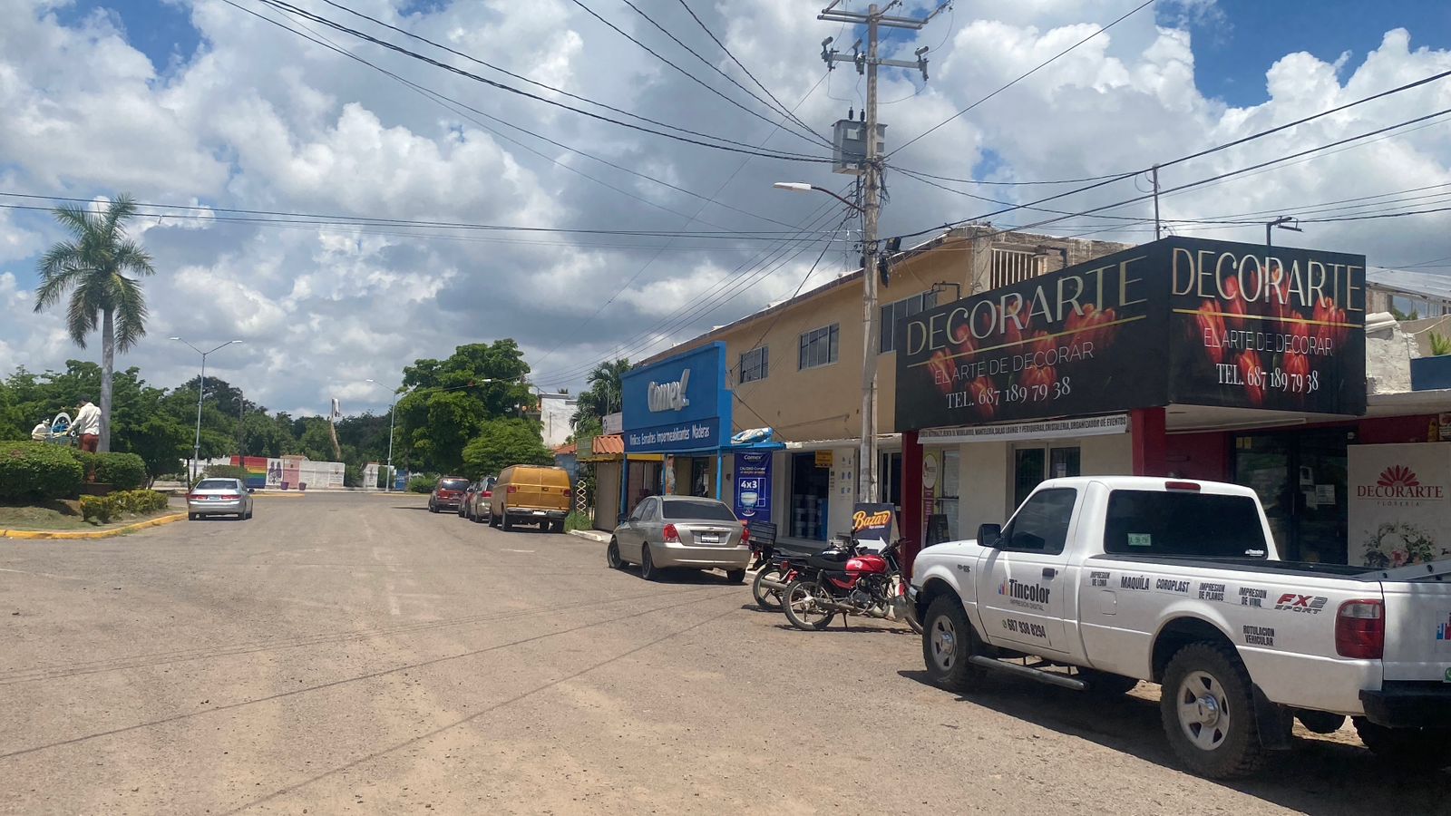 Socavón del bulevar Central de Guasave
