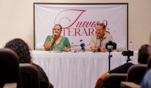 Buscan nuevas voces de la literatura en Mazatlán, Sinaloa; convocan a jóvenes a leer cuentos y poesía inédita