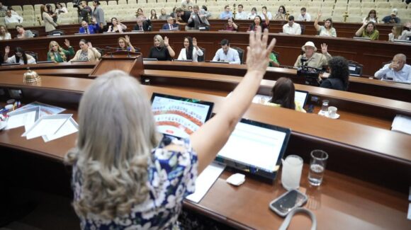 Congreso de Sinaloa aprueba reforzar prevención de diabetes, obesidad y salud mental en escuelas