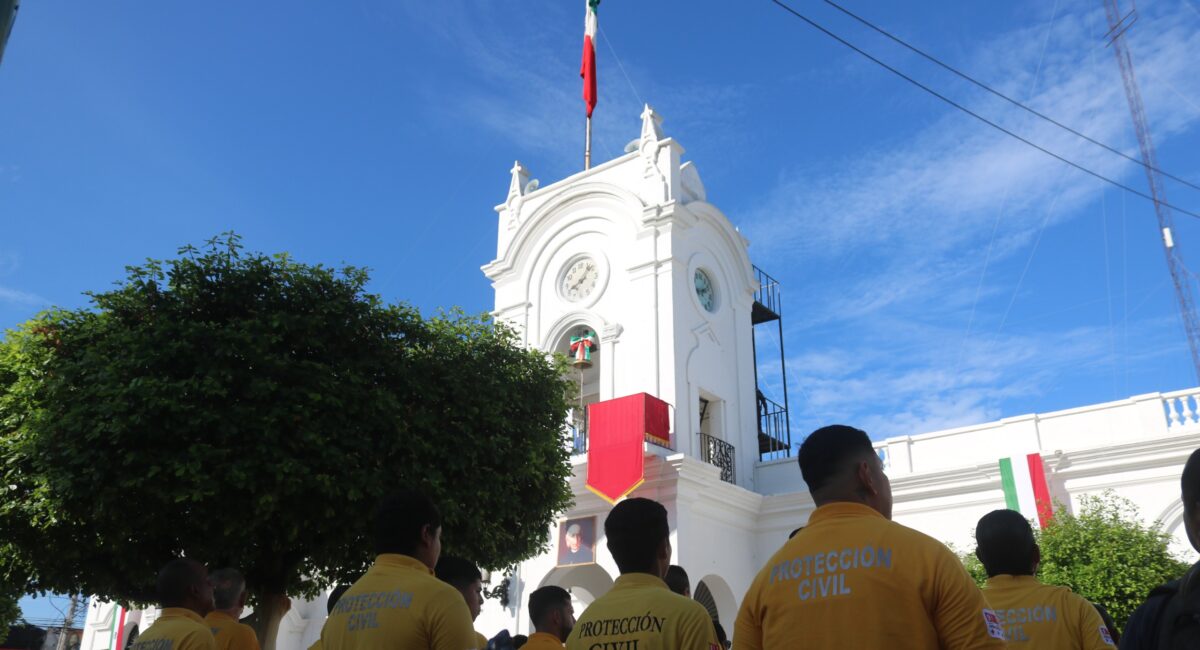 Escuinapa, Sinaloa, recuerda a víctimas del 19-S y reconoce a quienes protegen a la población
