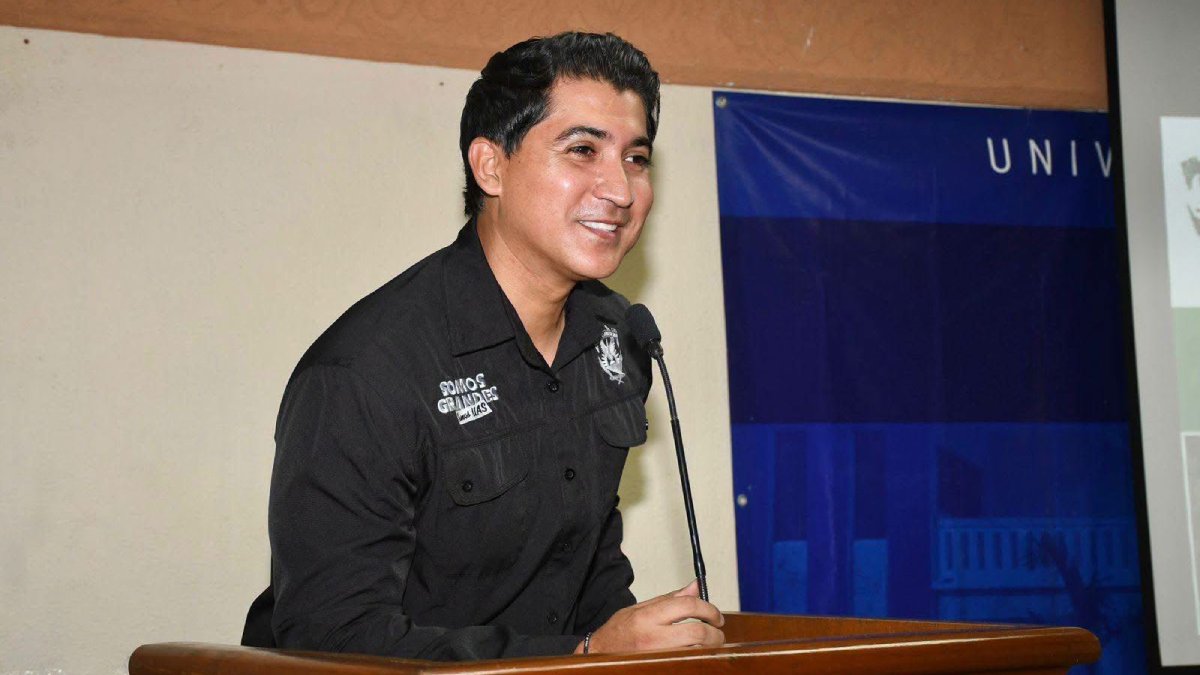 coordinador de la ubu en la region maestro ramon sandoval rubio