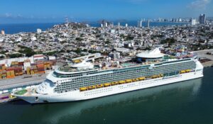 Mazatlán, Sinaloa, supera los 359 mil cruceristas y deja derrama de 574 mdp este 2026