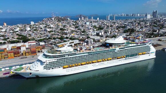 Mazatlán, Sinaloa, supera los 359 mil cruceristas y deja derrama de 574 mdp este 2026