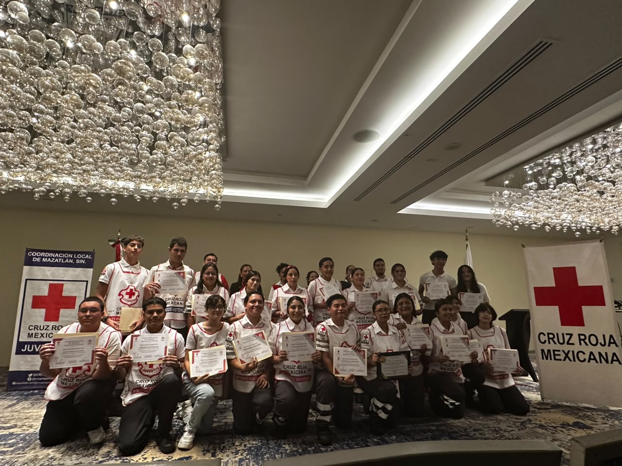 Cruz Roja Mazatlán reconoce a sus juventinos