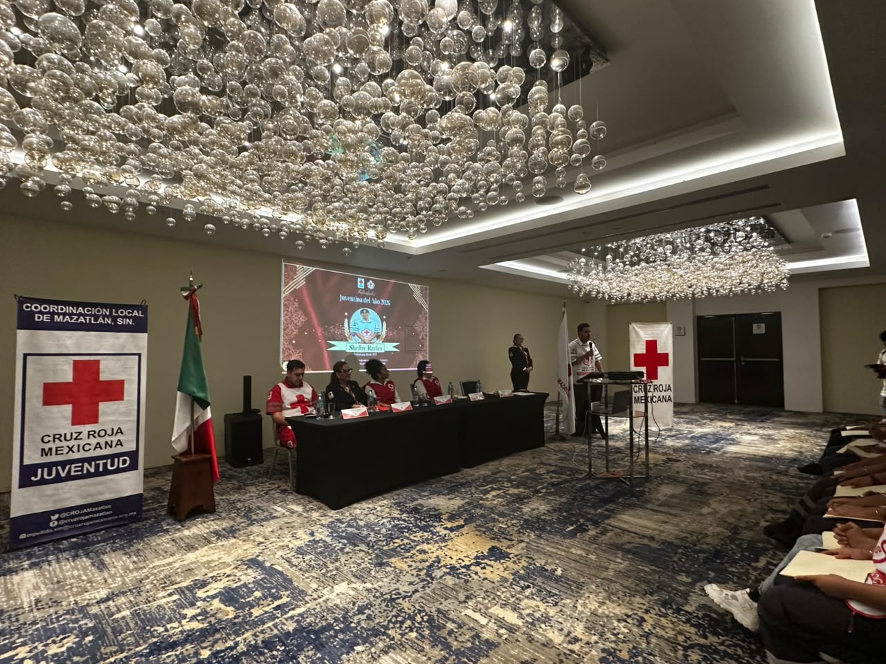 Cruz Roja Mazatlán reconoce a sus juventinos