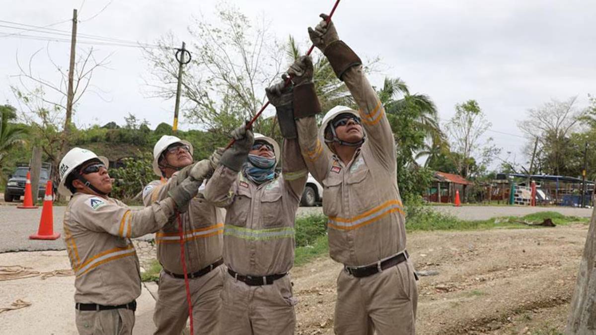 Huracán Polo afecta red eléctrica en BCS y Sonora; CFE despliega cuadrillas
