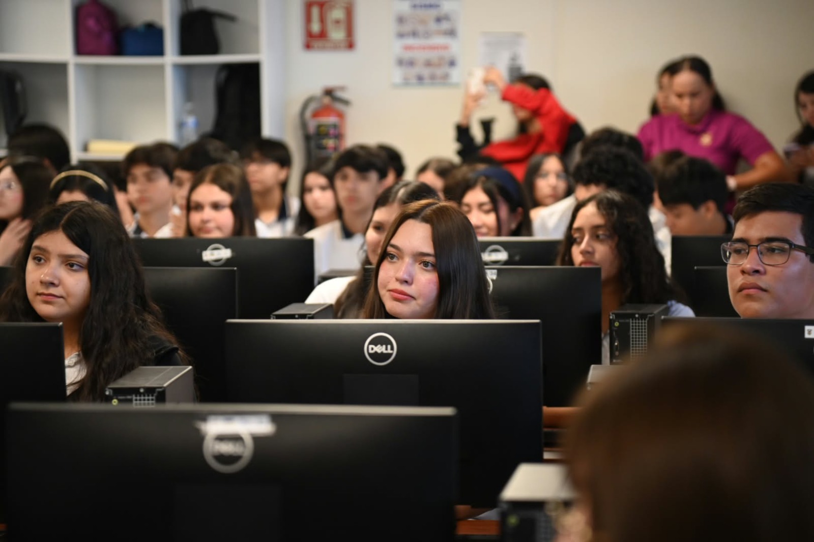 Imparten el curso “Medidas de seguridad en situaciones de riesgo externo” a estudiantes de la UAS